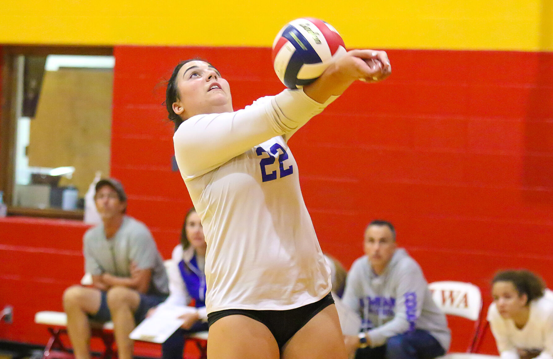 Incarnate Word vs. Lutheran St. Charles girls volleyball